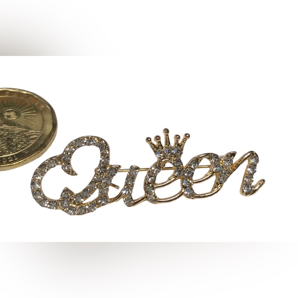 👑Pretty gold and rhinestone QUEEN brooch/pin